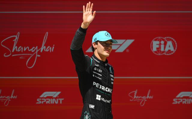 九游体育-F1中国站冲刺赛拉塞尔夺冠 法拉利双车紧随其后